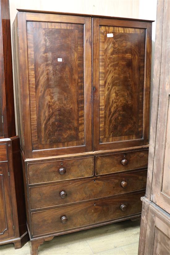 A Regency mahogany linen press W.115cm